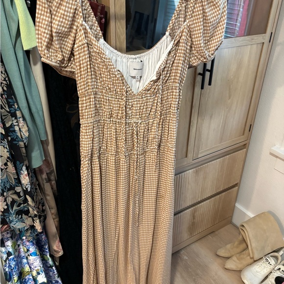 Reformation Dresses & Skirts - Reformation Tan and White Gingham Maxi Dress